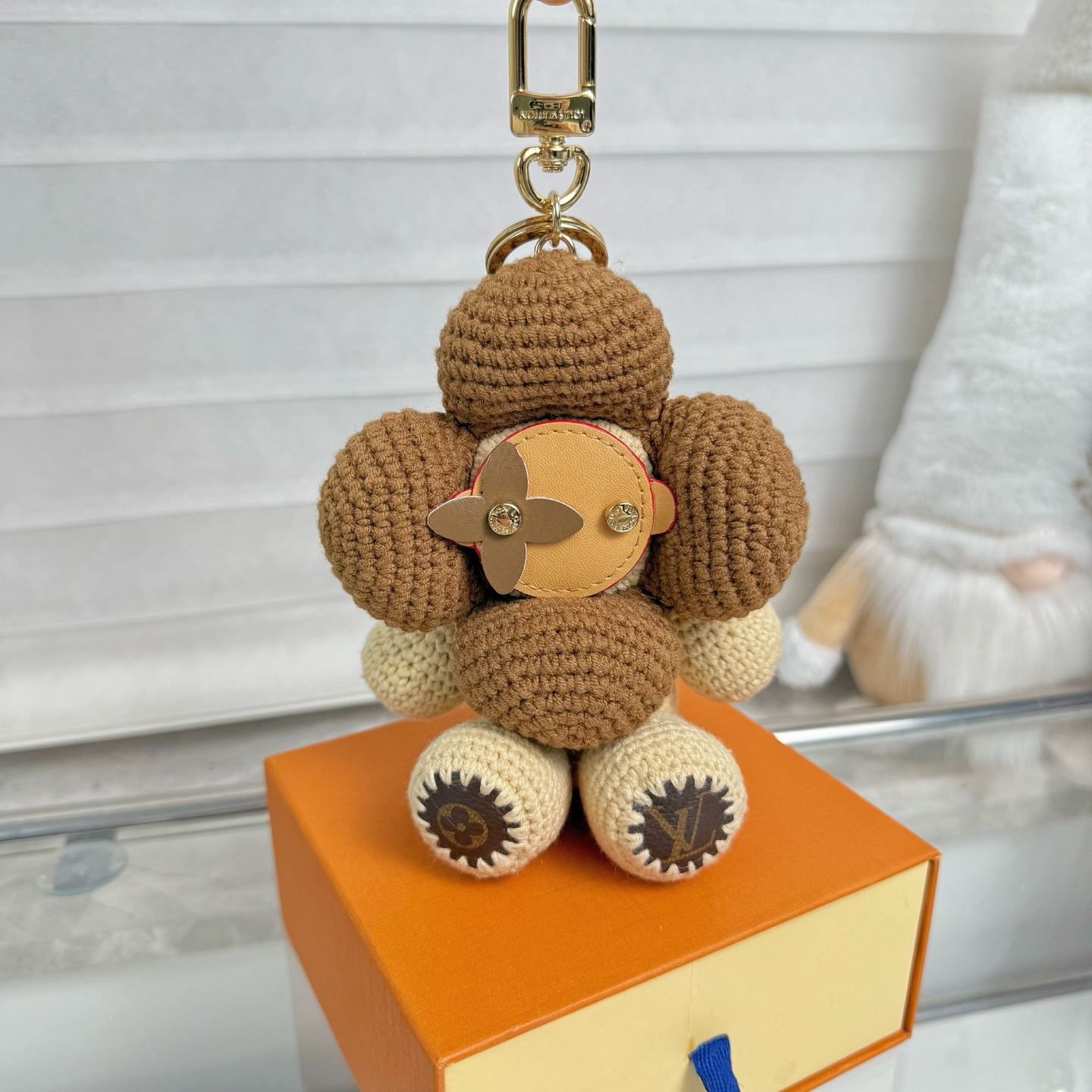 TOP Louis Vuitton LV  Vivienne Doll Pendant- 3 Colors