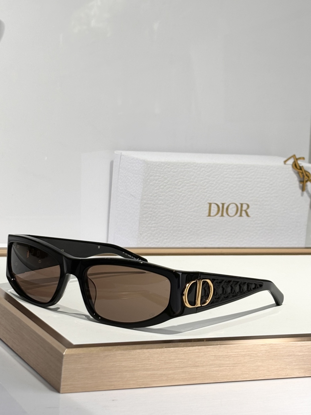 TOP Christian Dior Sunglasses - 6 Color