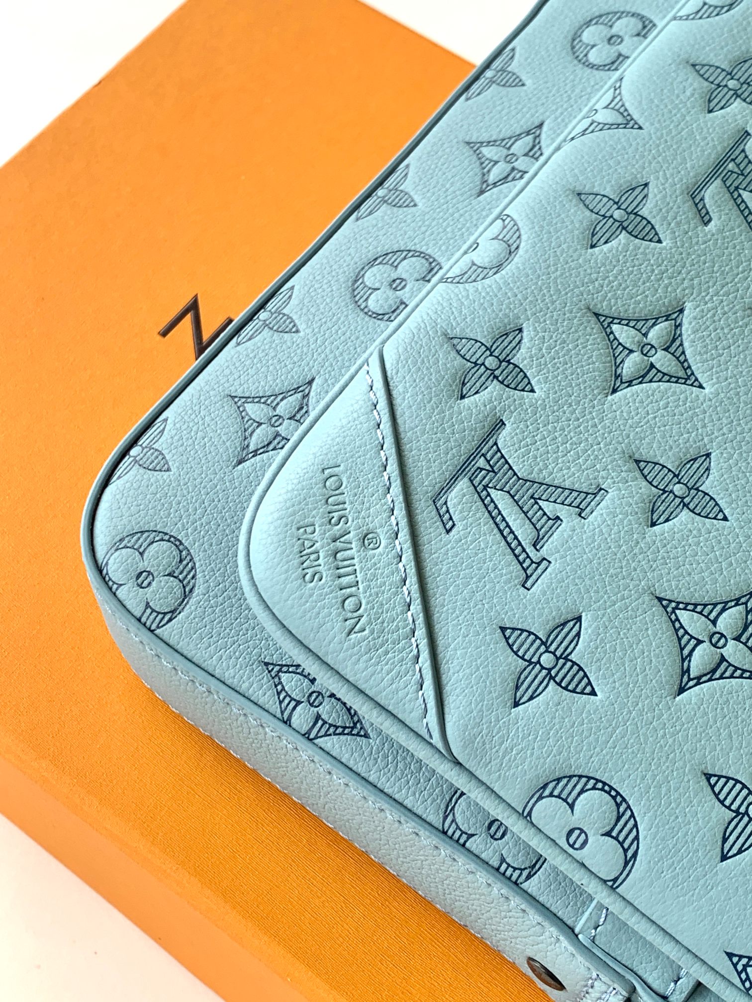 TOP Louis Vuitton LV Trio Messenger Bag 25x18.5x7cm - Blue