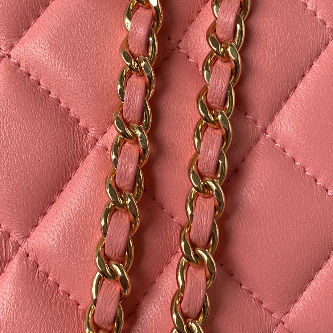 TOP CHANEL Vanity Case New Top Handle w Logo Lambskin 17*9.5*8cm - Red