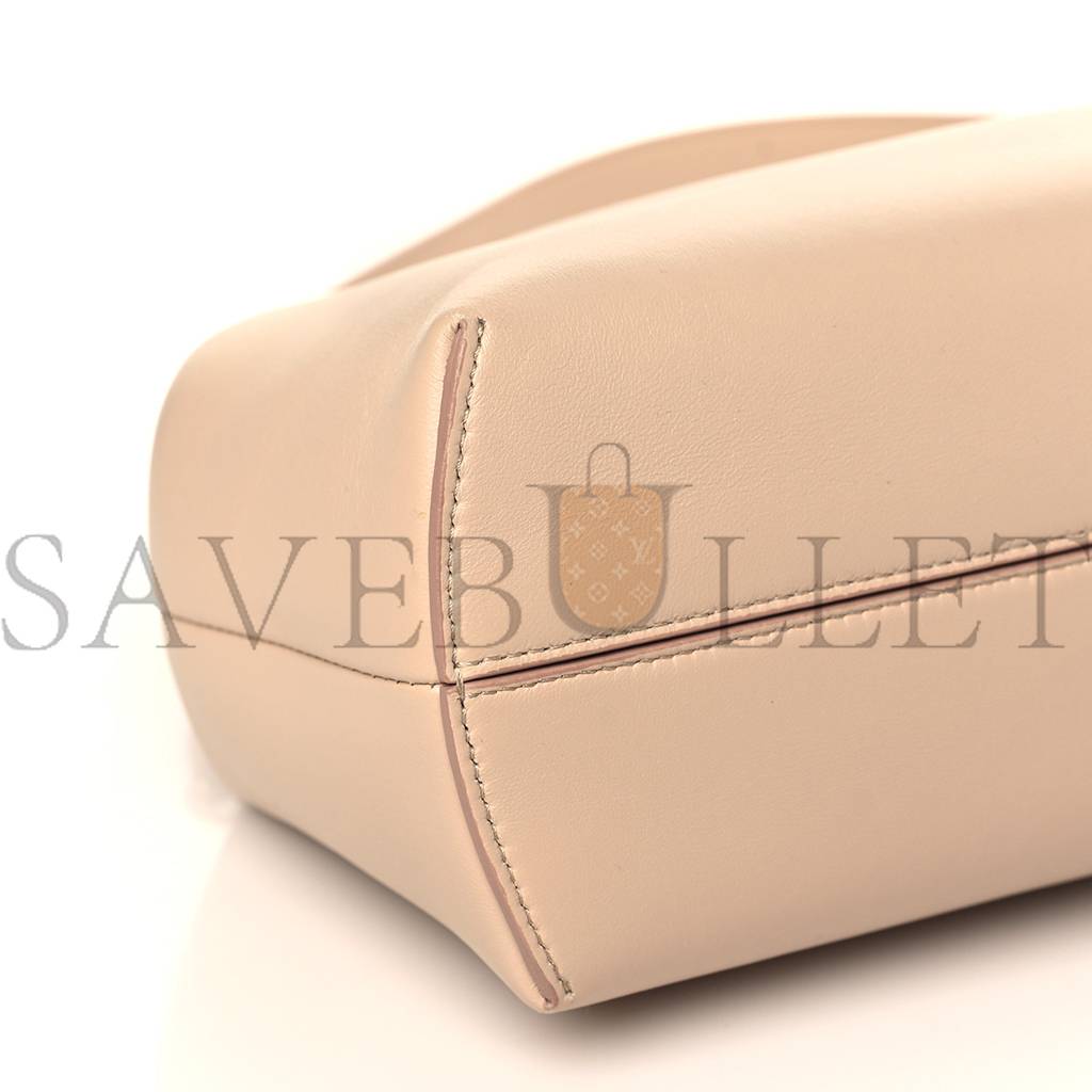 FENDI SHINY NAPPA MEDIUM FENDI FIRST POUDRE (32.5*23.5*15cm)