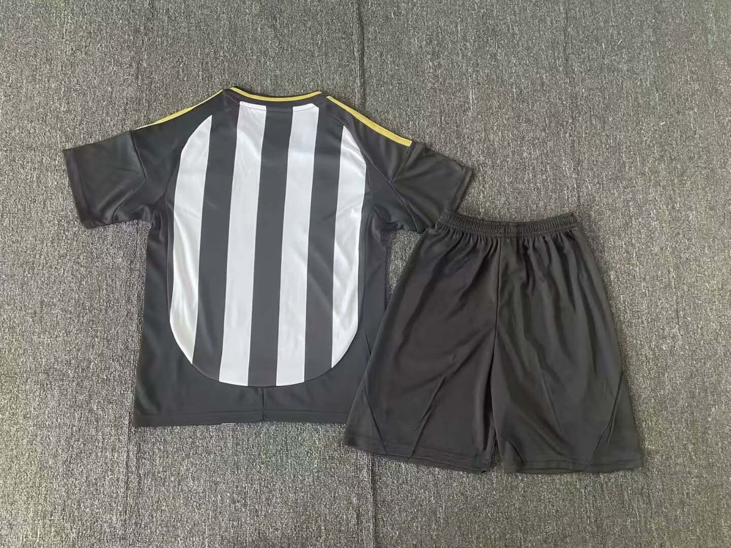 2025/2026 Atlético Mineiro Home Jersey 1:1 Thai Quality Kids Size