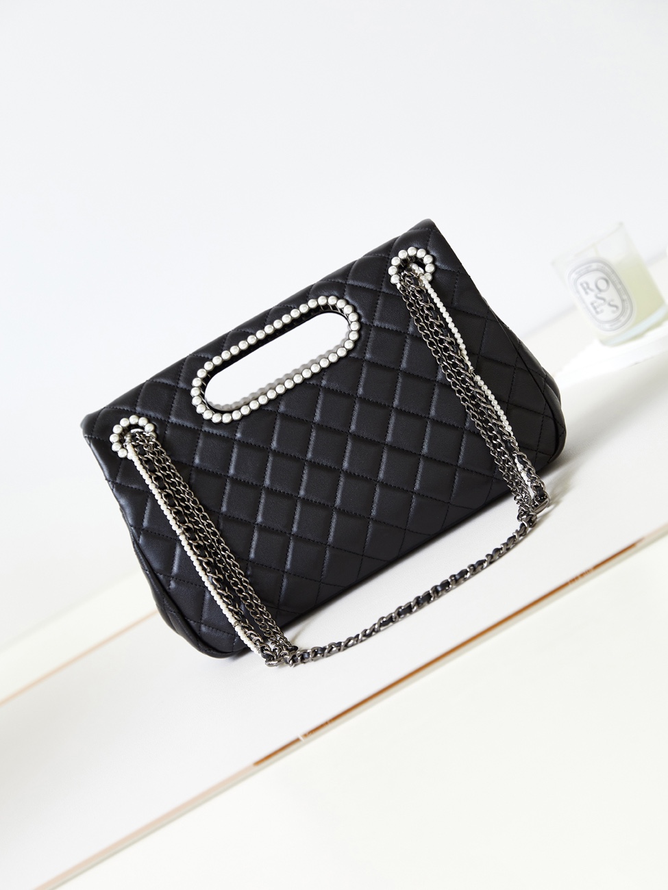TOP CHANEL Pearl Chain Bag 19x29x9cm - Black