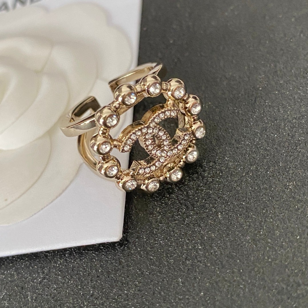 TOP CHANEL  Ring - Gold