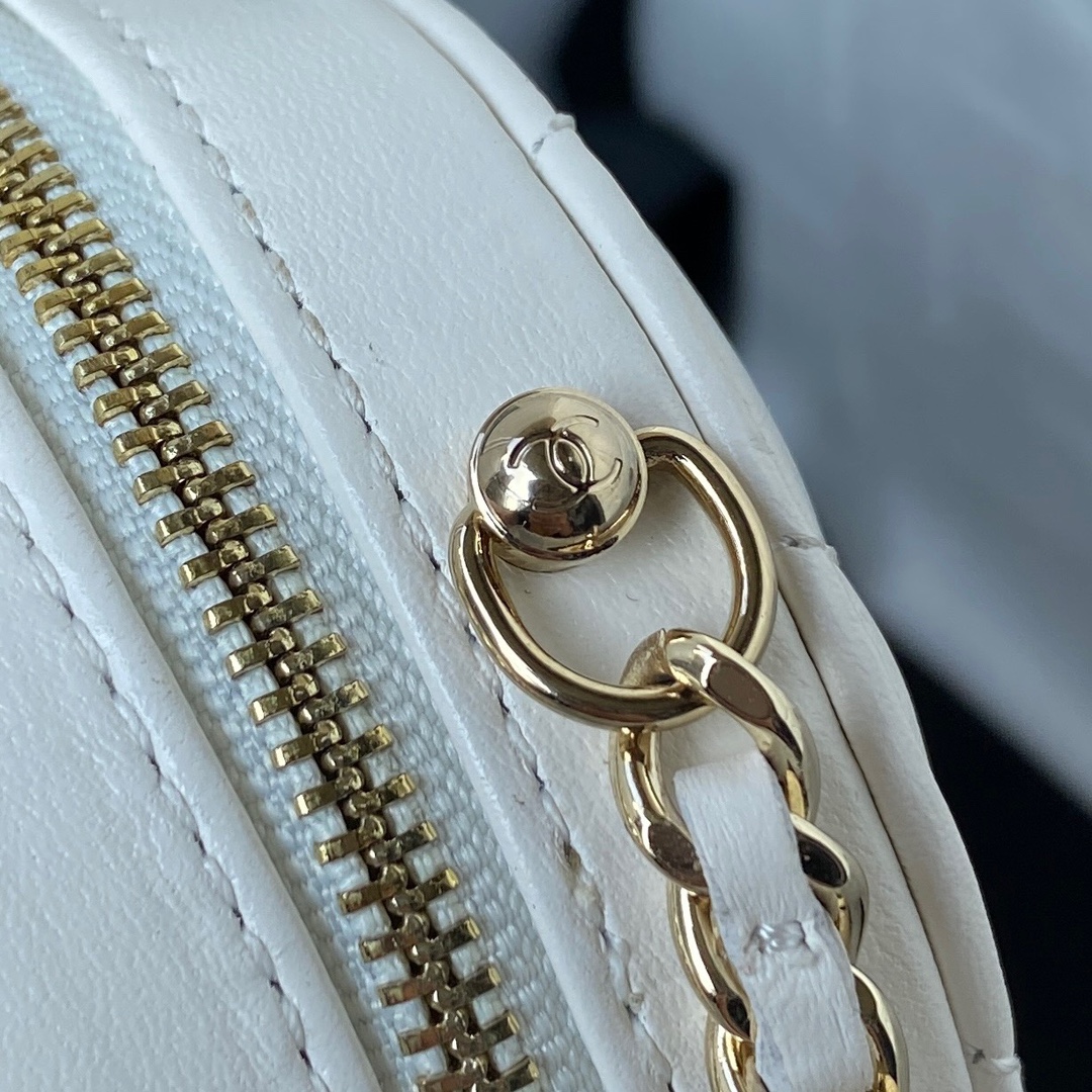 TOP CHANEL Mini Love Bag 13×12×5.5cm - GHW - 3 Color