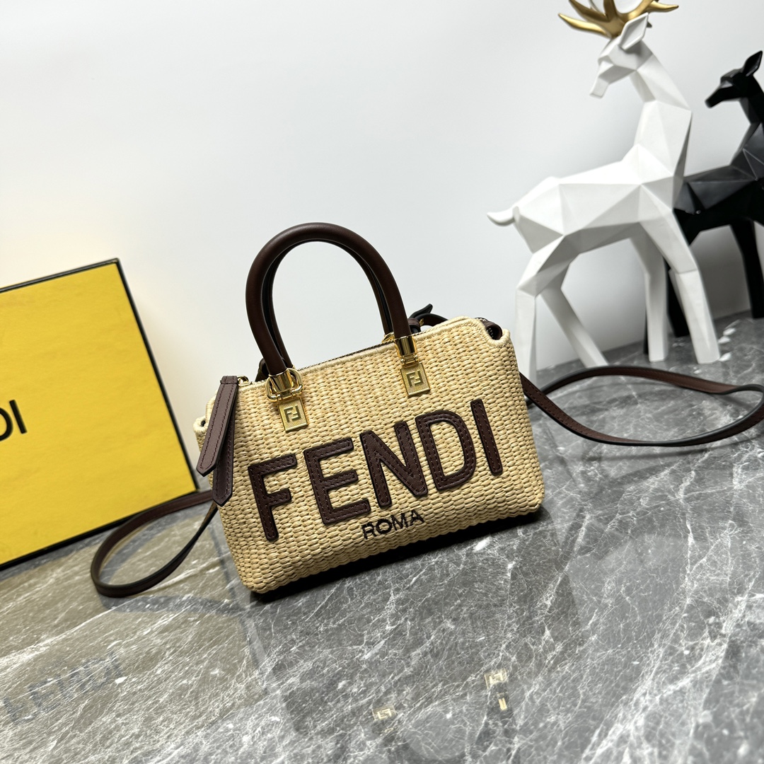 TOP FENDI Mini ByThe Way Boston Bags 18x12x9cm