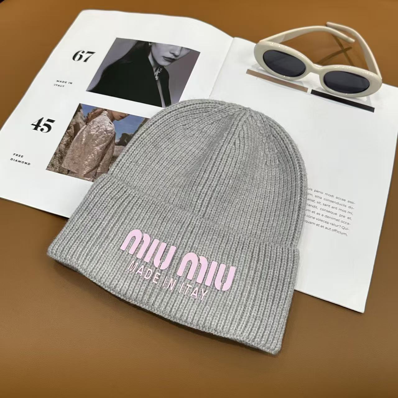Miu Miu Knitted beanie(Replica)
