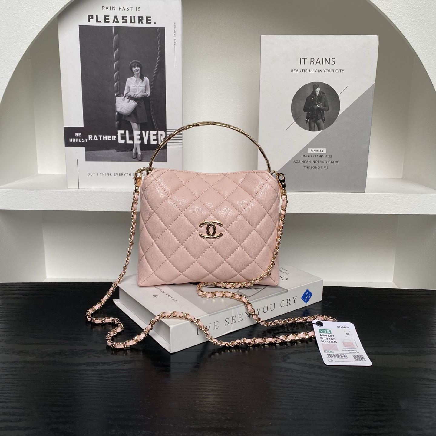 TOP CHANEL Coco Crush Handle Lunch Box Bag Cowhide 14.5×18.5×7cm - 5 Colour