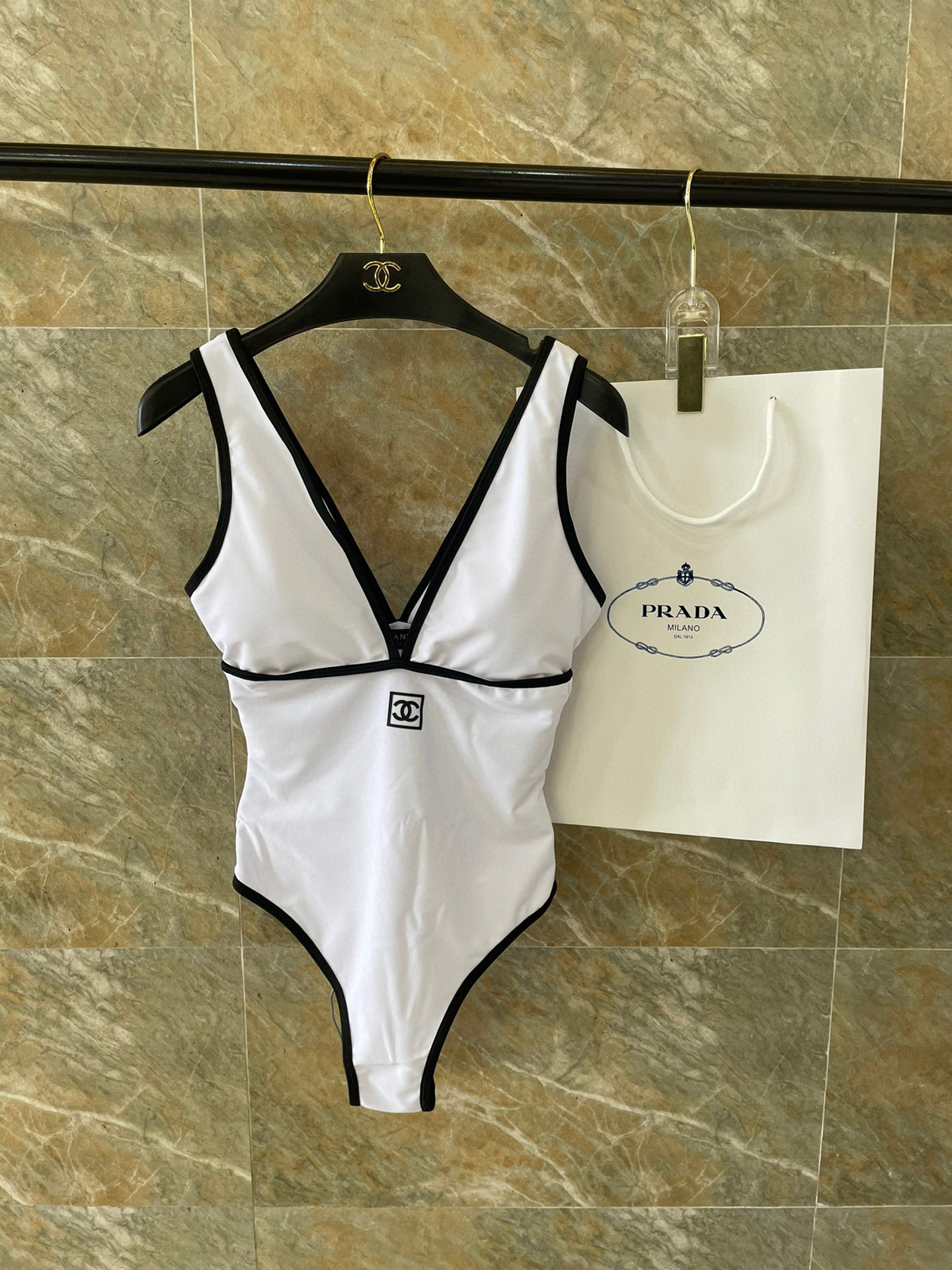 TOP CHANEL One-Piece Swimsuit - 2 Color