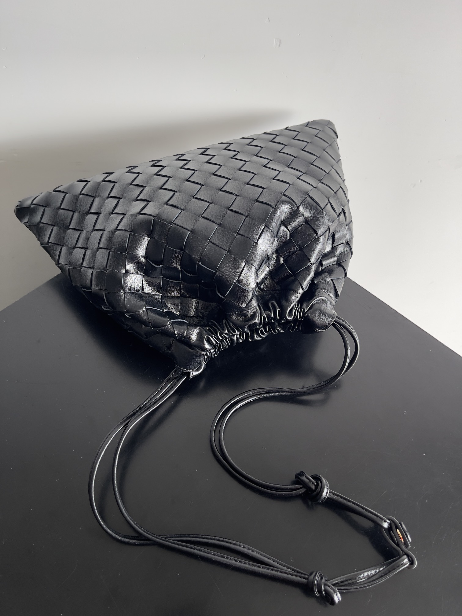 TOP Bottega Veneta BV Dustbag 32x23x1cm - Black