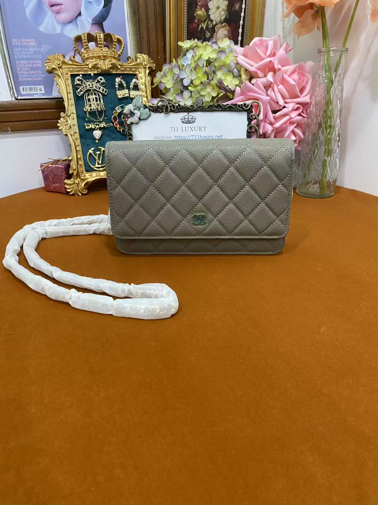 TOP CHANEL WOC Grain Cowhide Flap Bag 20×13×3.5cm - Gray & GHW