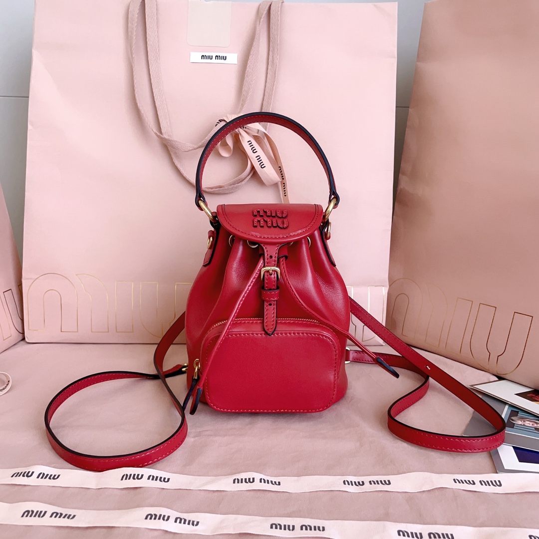 TOP Miu Miu Backpack Cowhide 14X17X8cm - 3 Colors