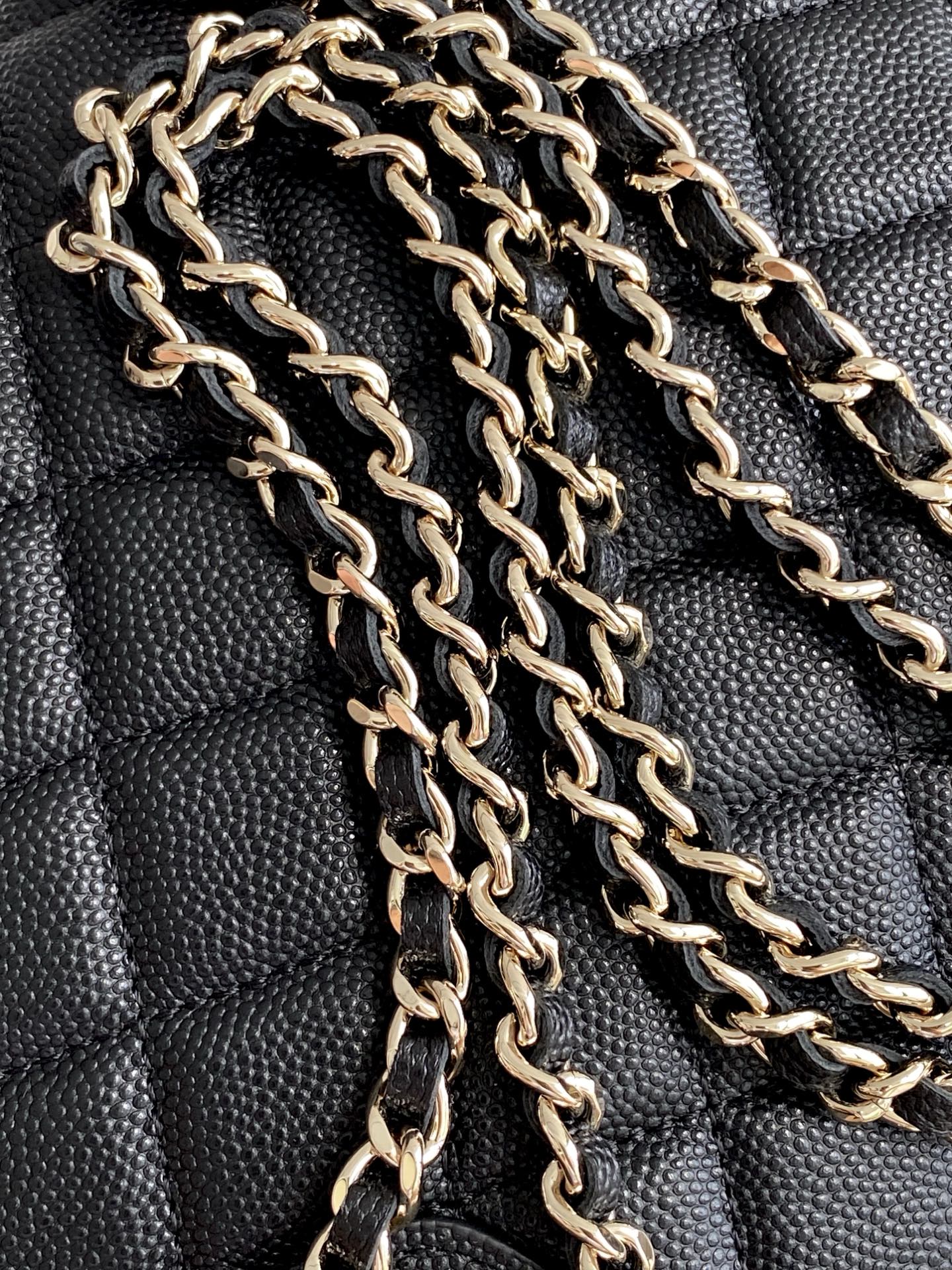 TOP CHANEL Shell Bag 18-17-6 cm - Black