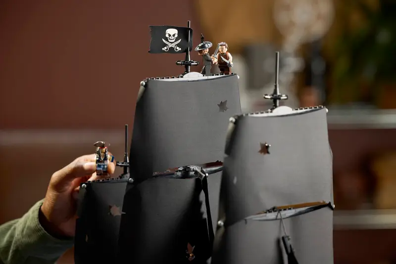 Captain Jack Sparrow's Pirate Ship 10365 Icons thumbnail 5