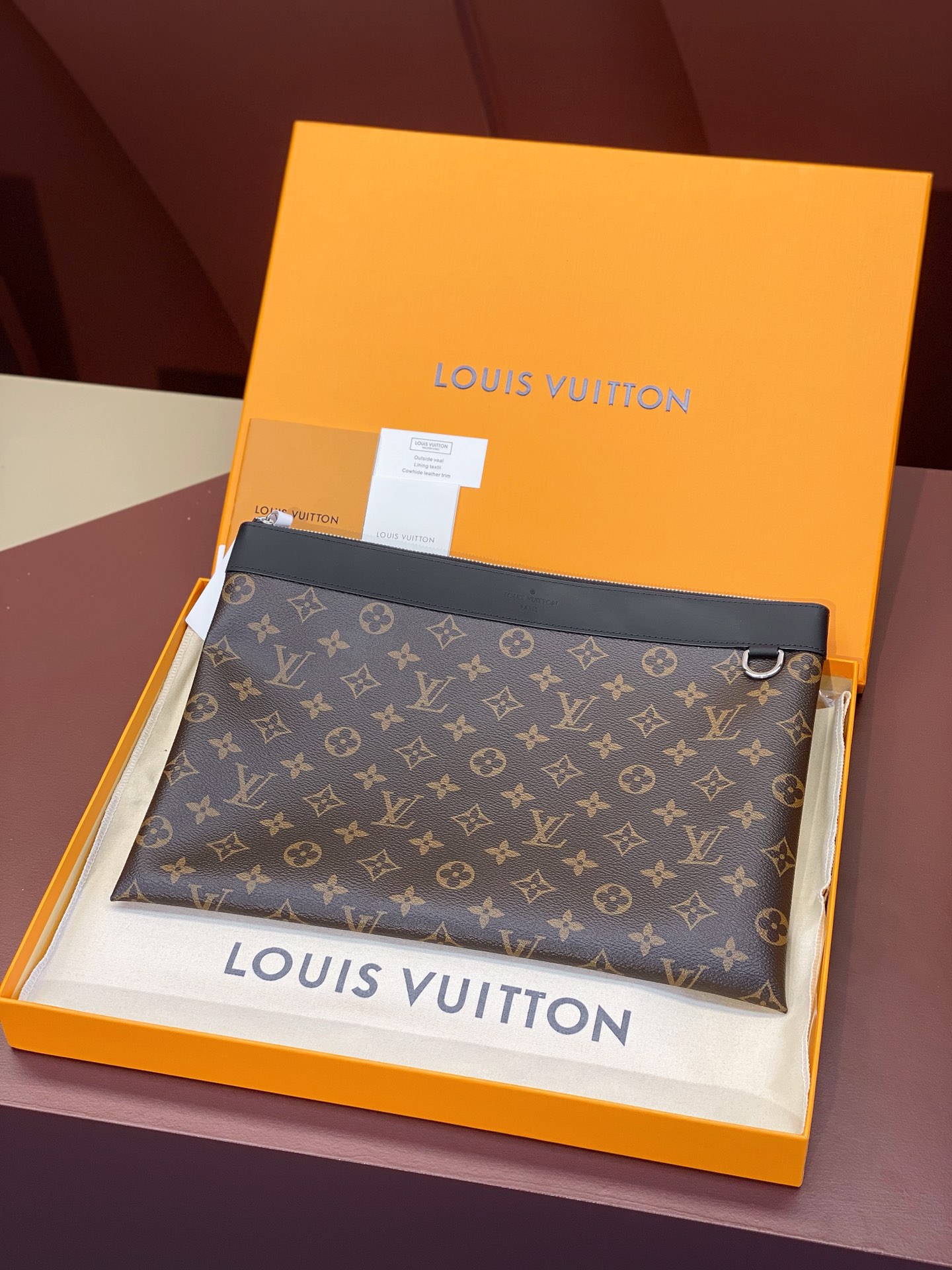 TOP Louis Vuitton LV LV Pochette Apollo Handbag 25x 2cm - 2 Colour