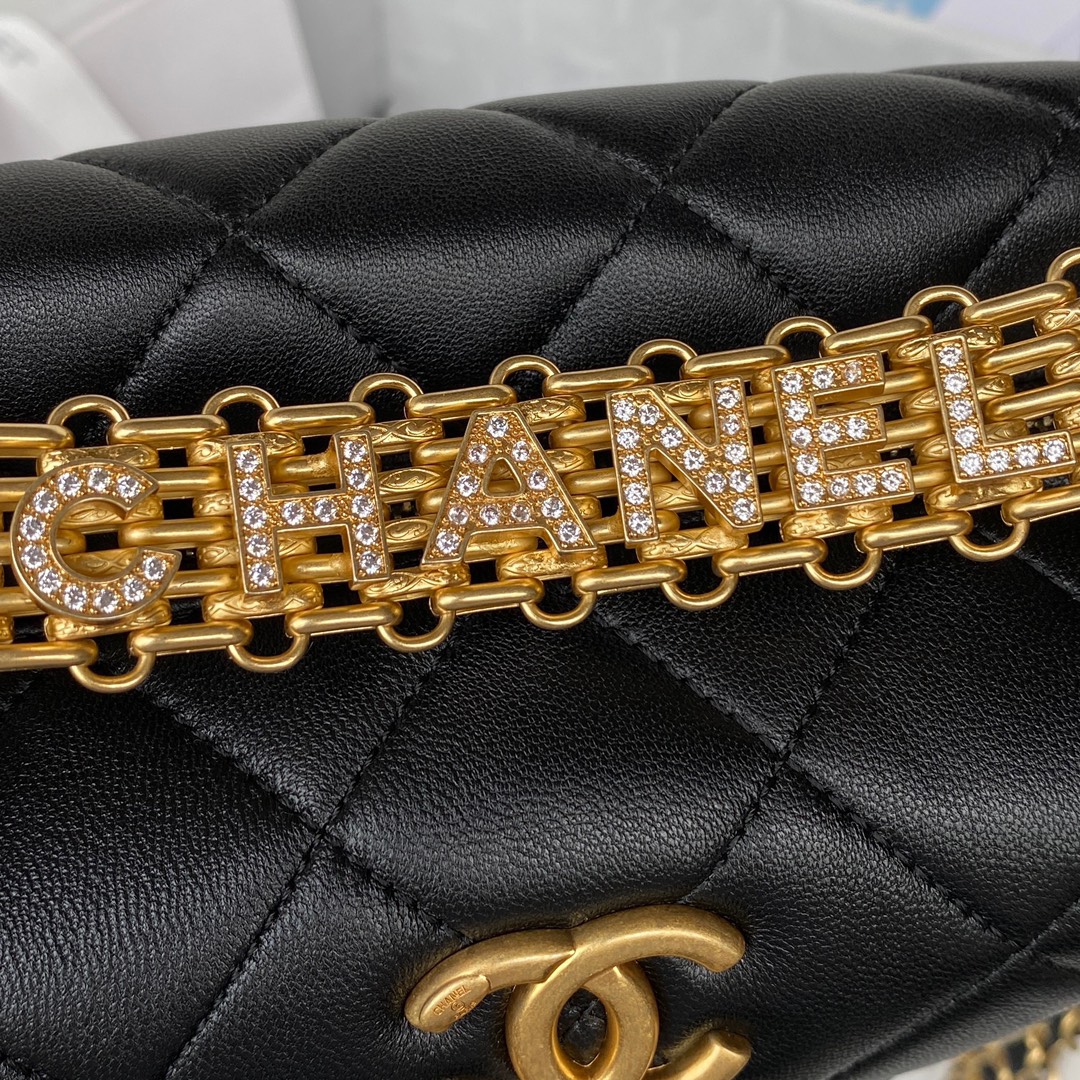 TOP CHANEL Hobo Bag 18*21*12*cm - GHW - Black