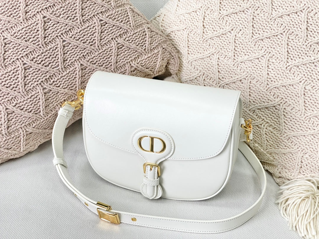TOP Christian Dior Bobby Bag Small - White
