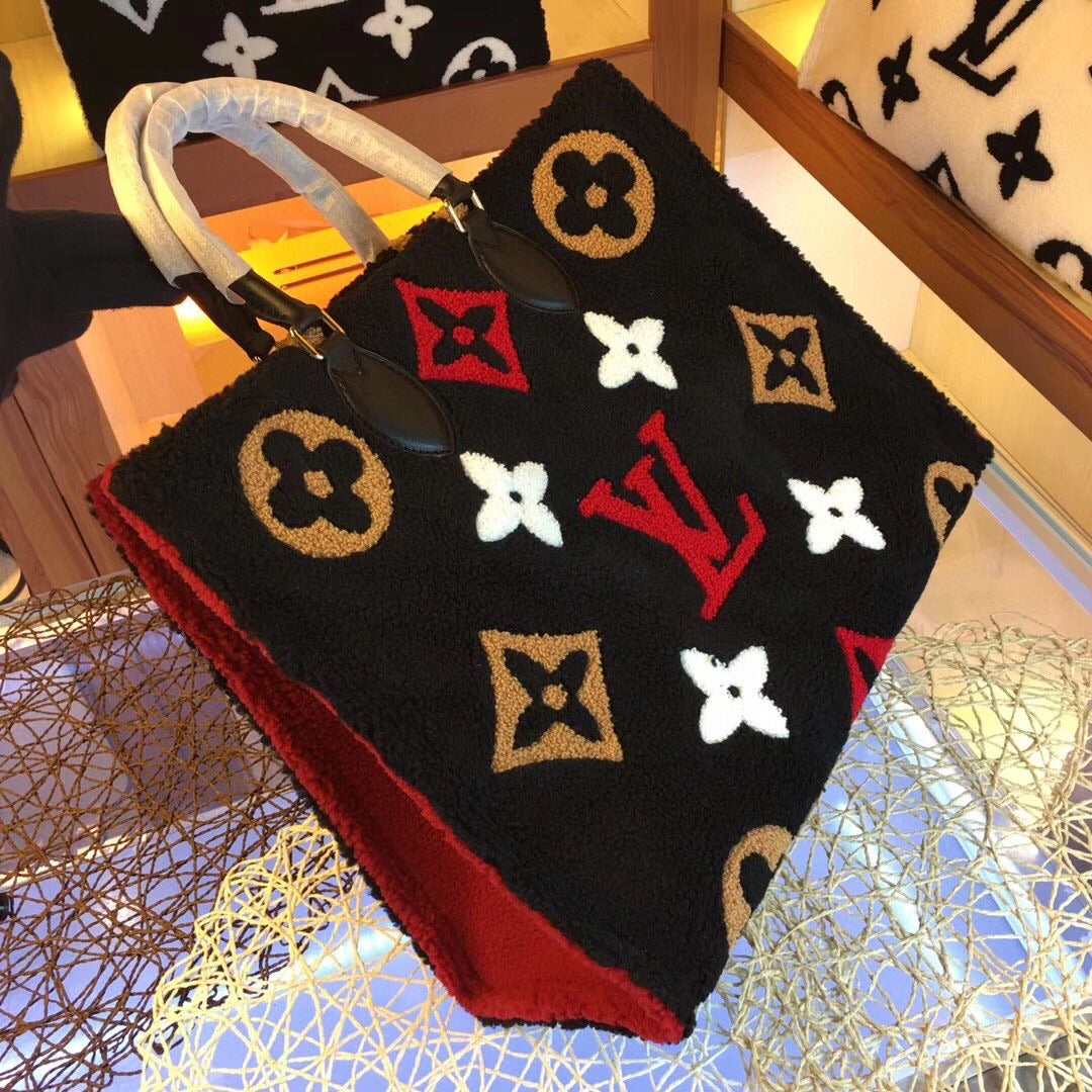 TOP Louis Vuitton LV Teddy On The Go Bag  41x34x19cm-Black