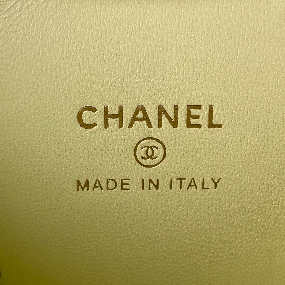 TOP CHANEL Chain Small Cosmetic Box 8.5*11*7cm - GHW