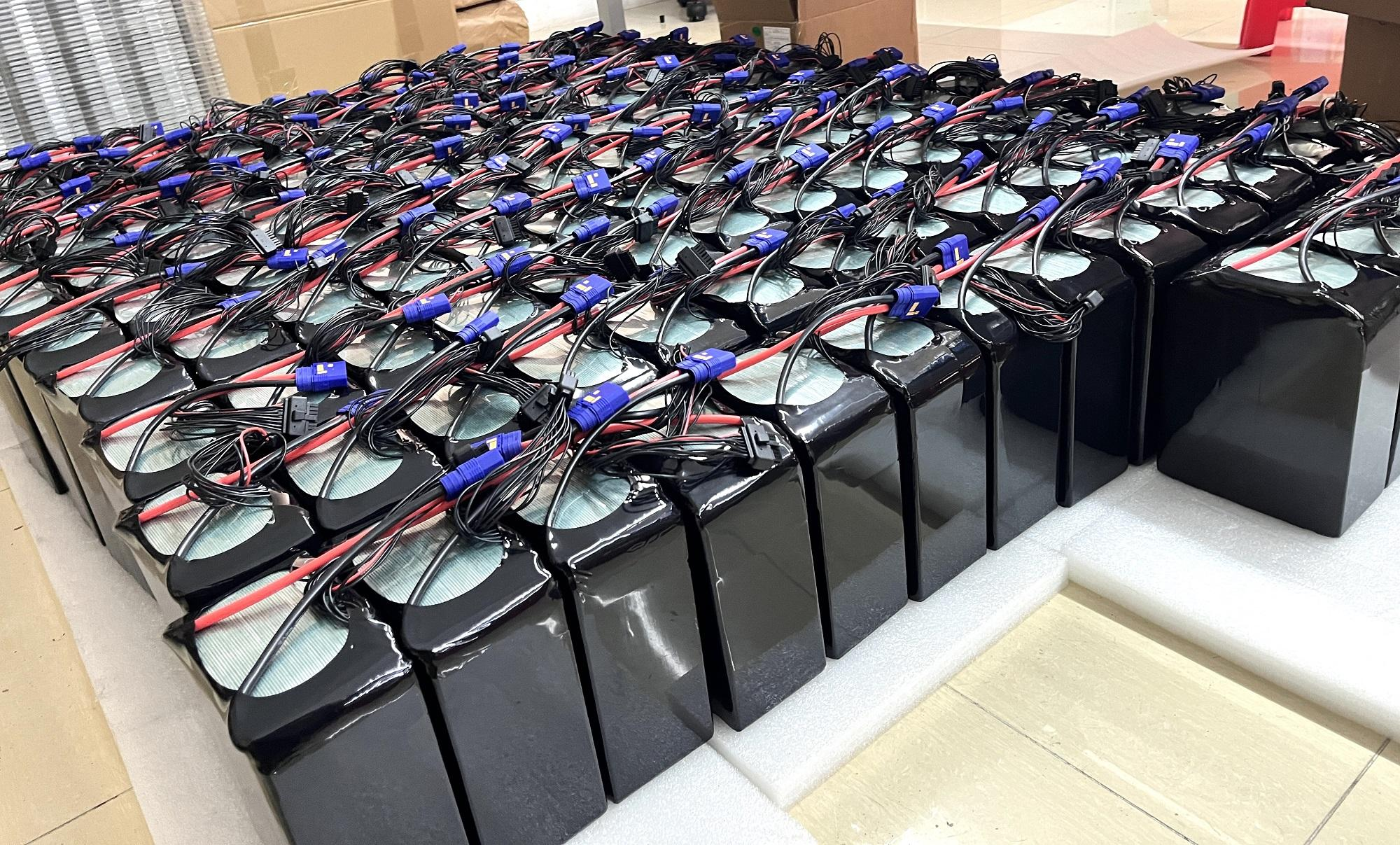 40000 mAh 5/10C 12/14S high-energy density semi-solid drone battery - lipowbattery