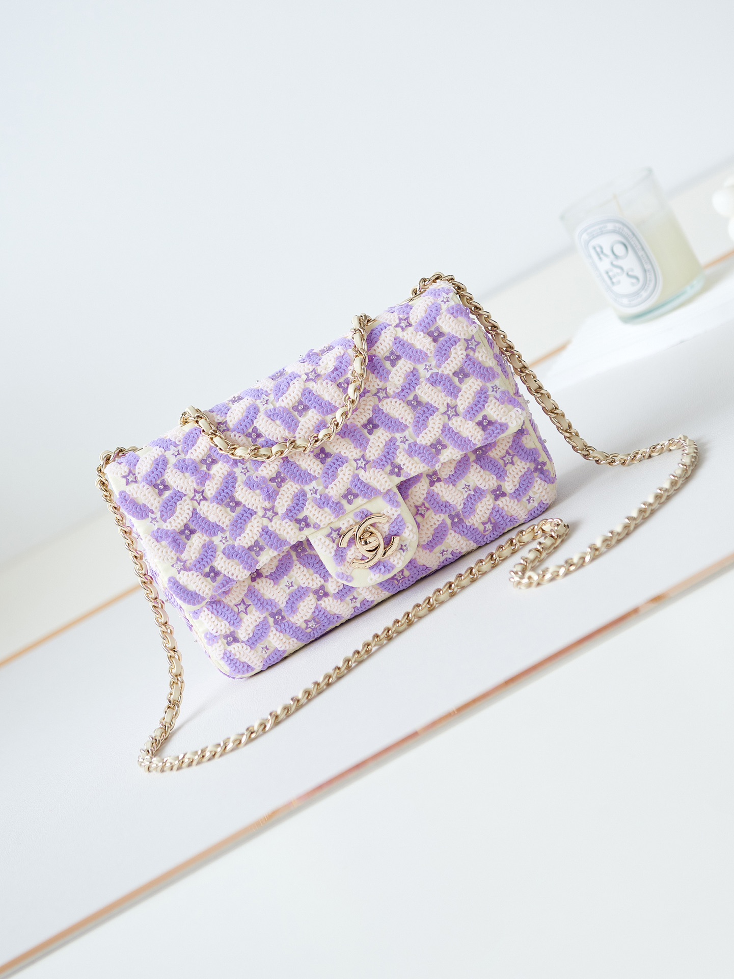 TOP CHANEL Flap Bag with Star Pattern 15x20x7cm - Purple
