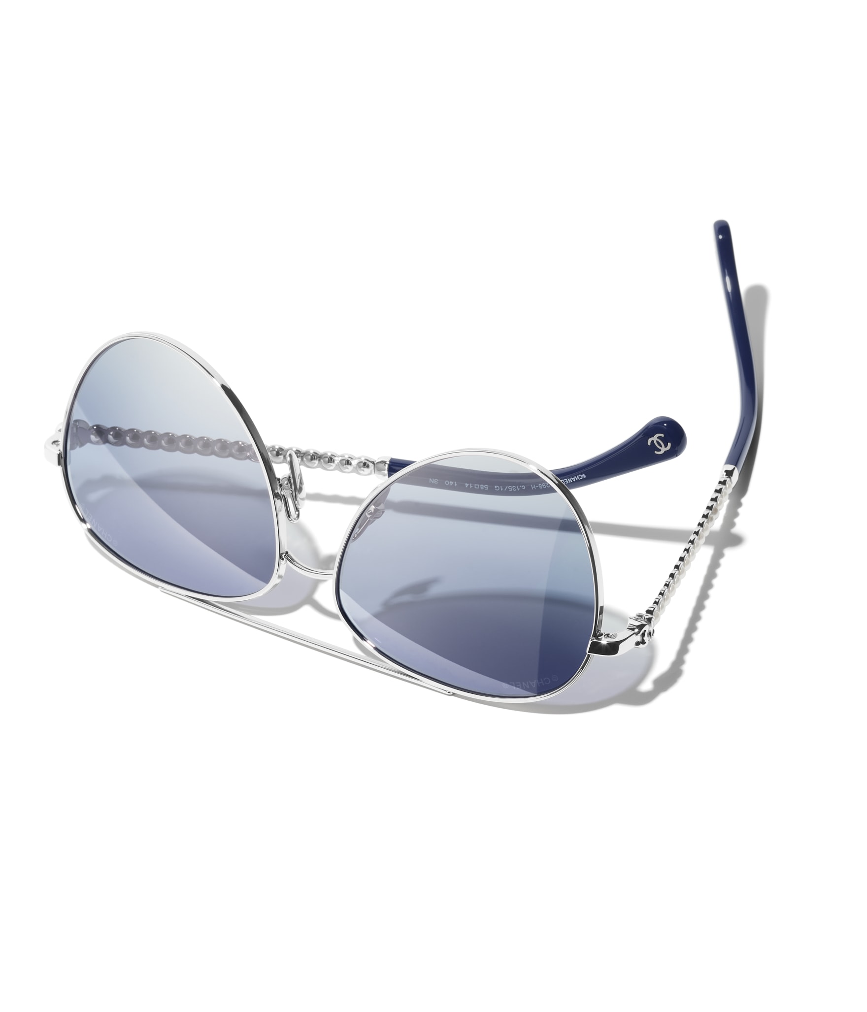 CHANEL Pilot Sunglasses A71777X06223L
