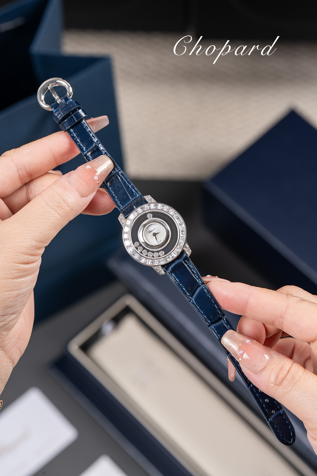 TOP Chopard HAPPY DIAMONDS Watch  - 2 Color