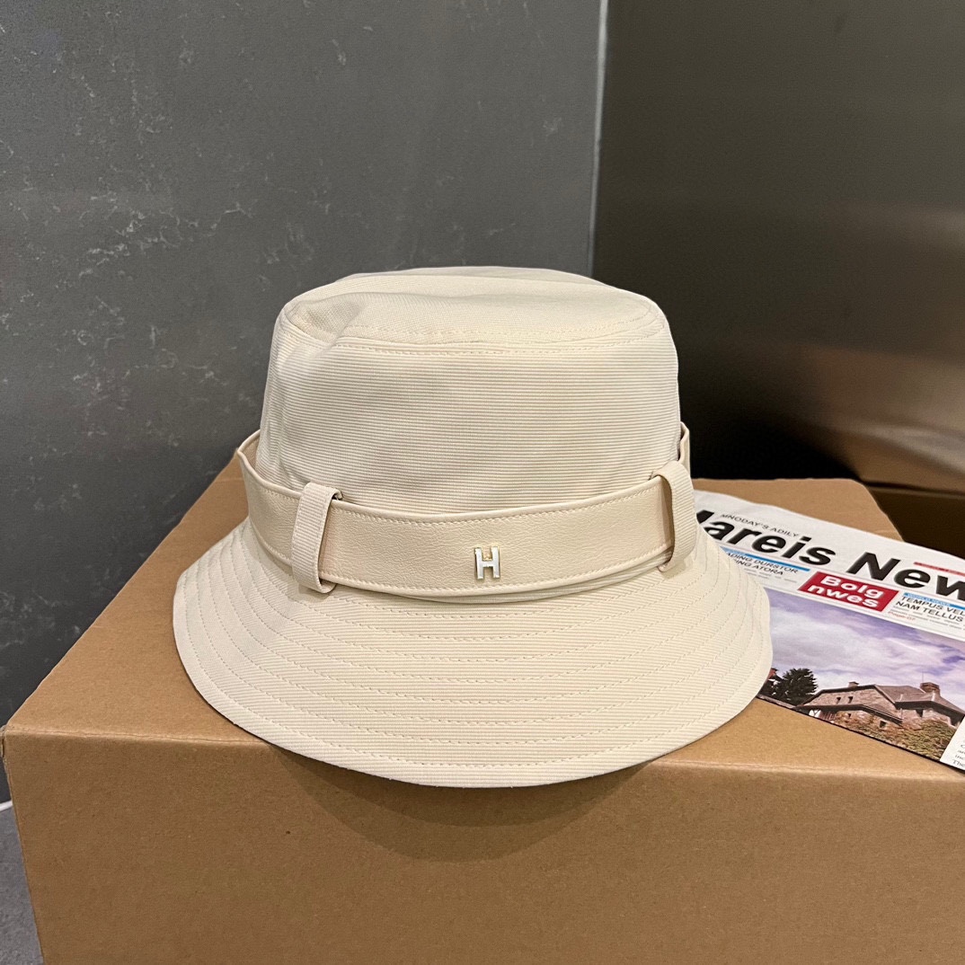 TOP HERMES New Fisherman Hat - Two Colors