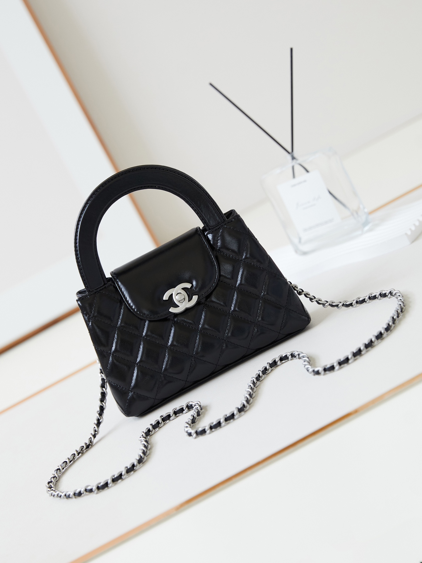 TOP CHANEL Kelly Handbag 19*13*7CM - Black&SHW
