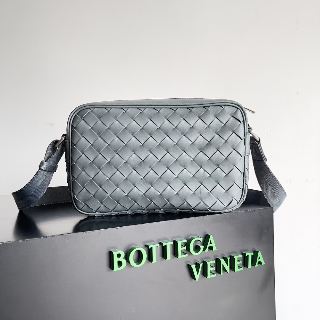 TOP Bottega Veneta BV lntrecciato Crossbody Bag - Three Colors