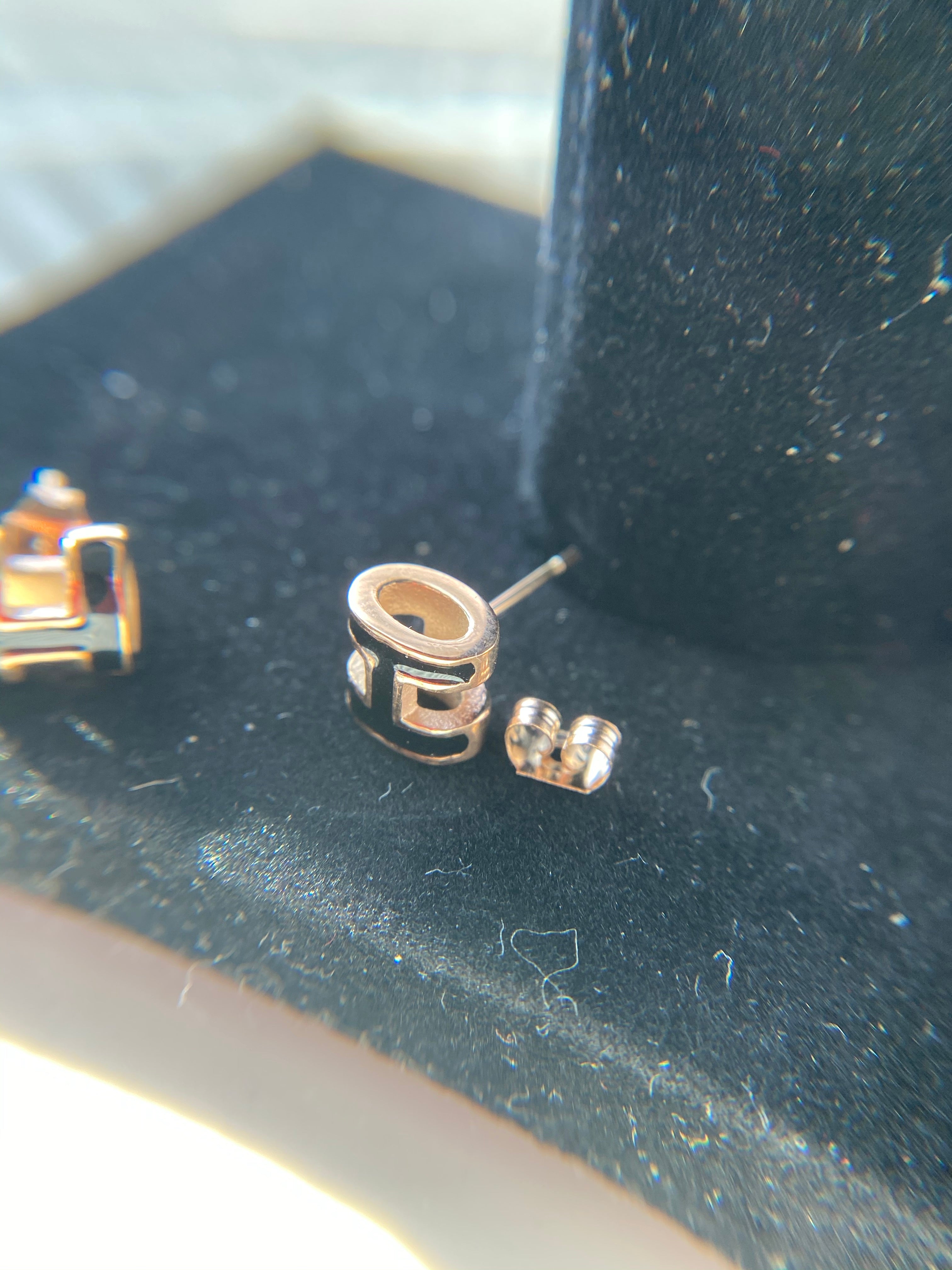 TOP HERMES H Logo Set - Black & Gold