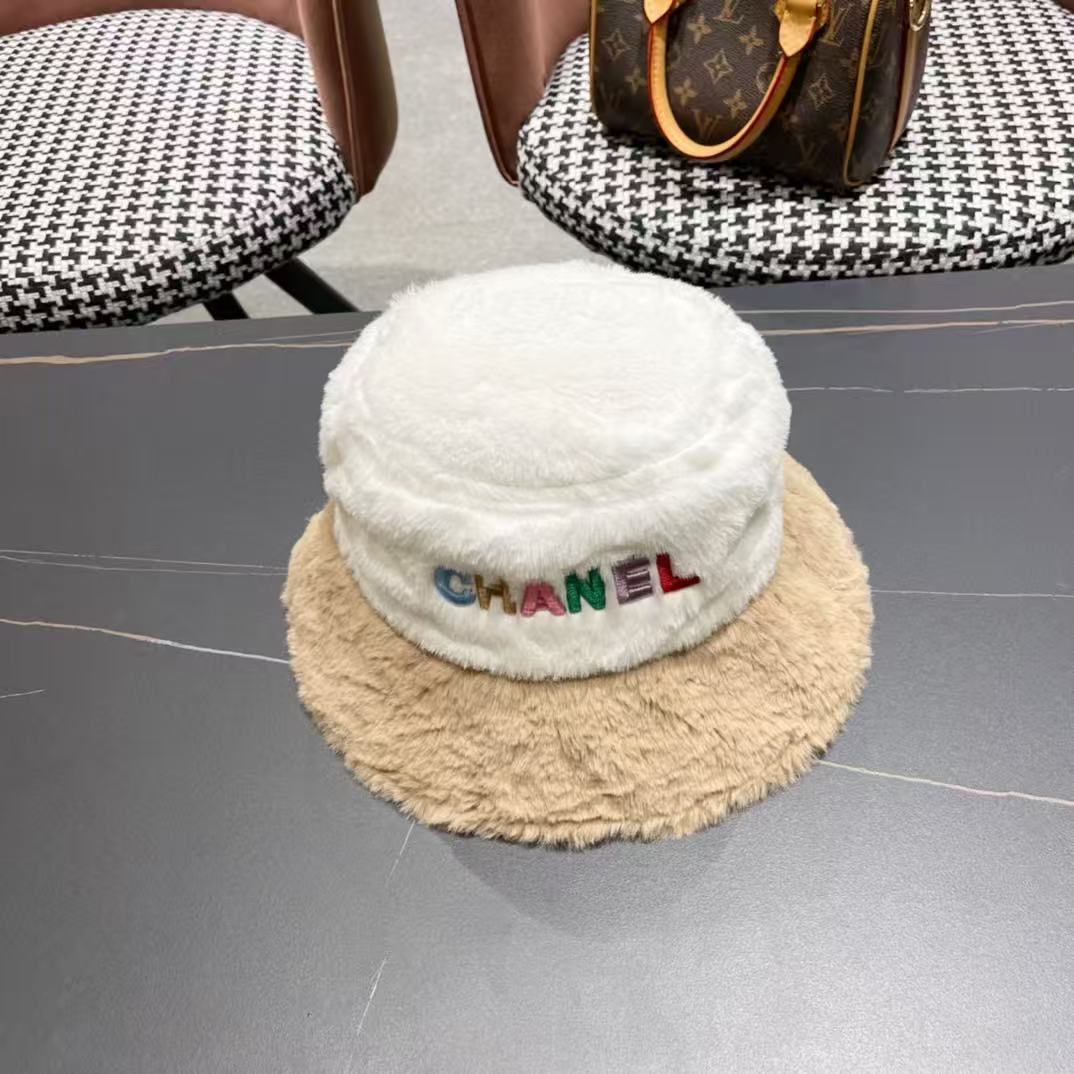 Chanel Fluffy bucket hat(Replica)