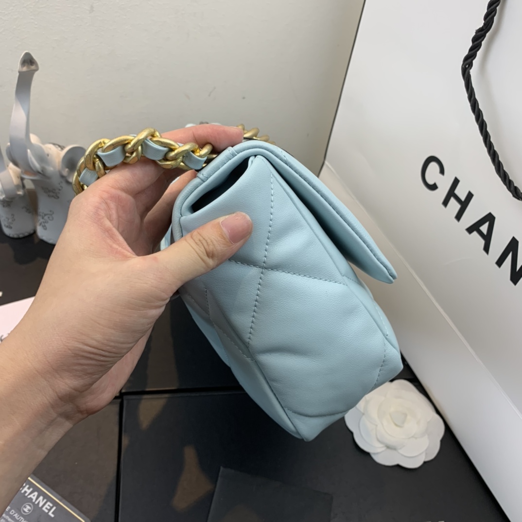 TOP CHANEL Lambskin 19 Bag 26x9x16cm - Light Blue&GHW