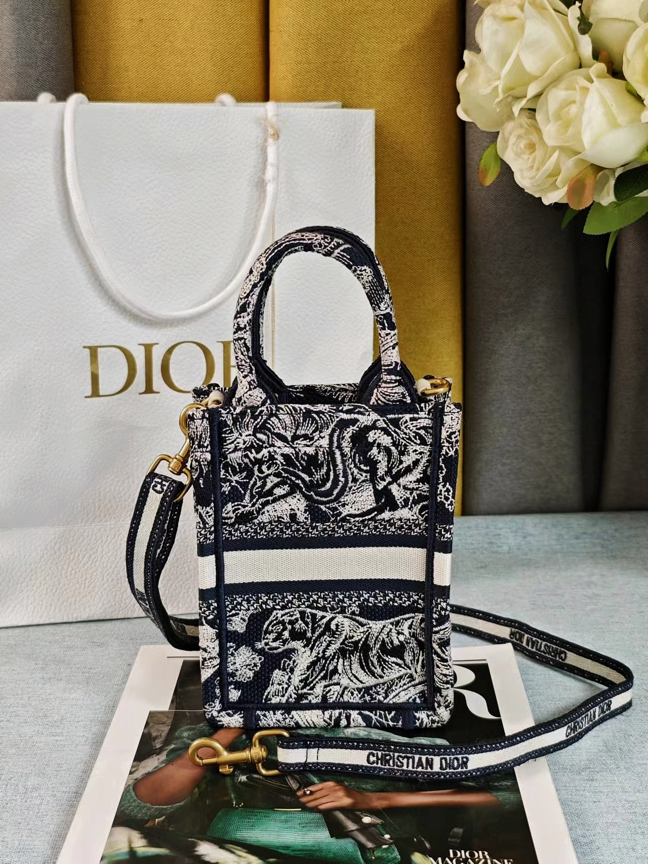 TOP Christian Dior Mico Mini Book Tote Bag 13X18X7CM