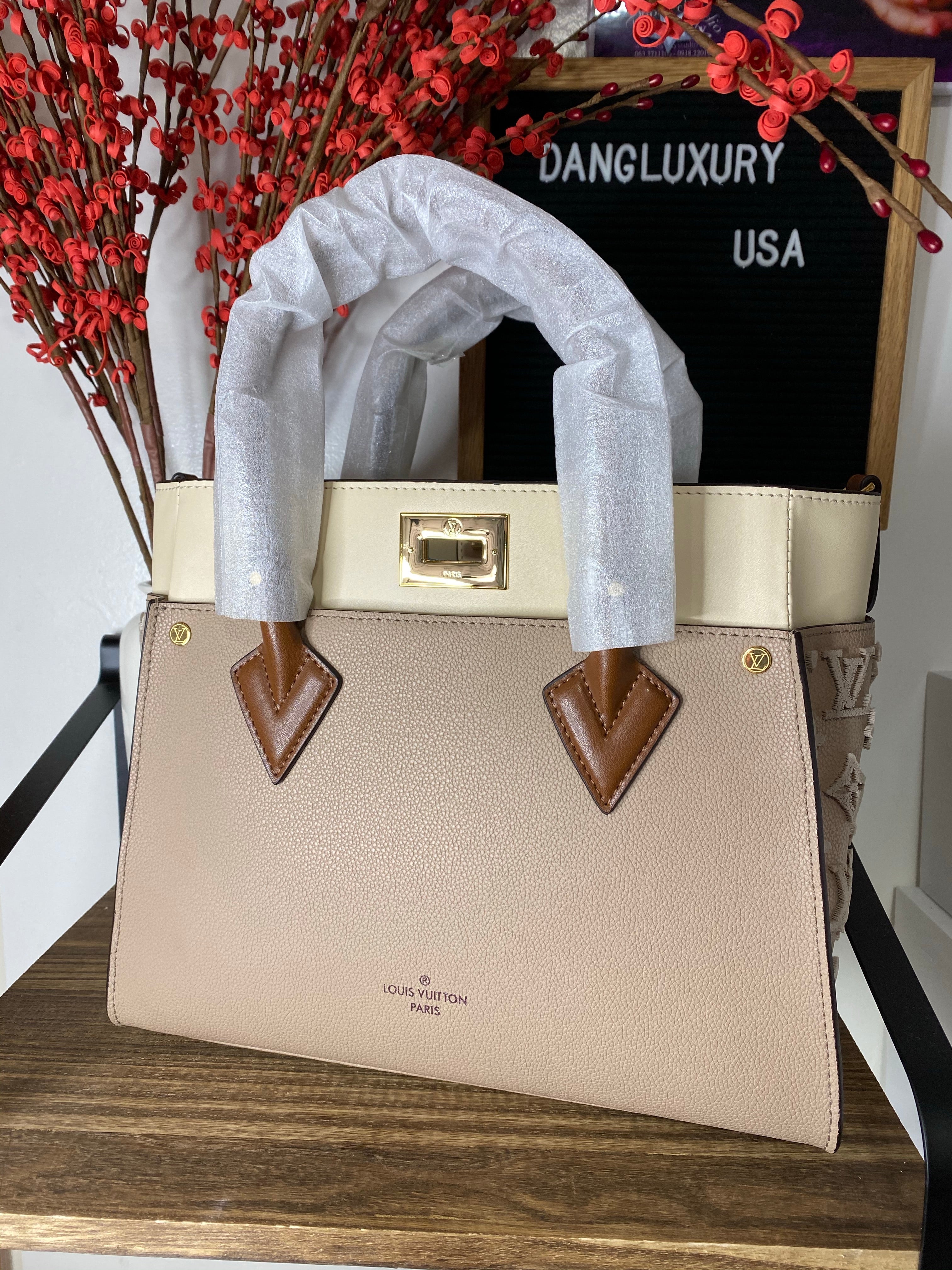TOP Louis Vuitton LV  On My Side Tote Monogram Tuffetage Bag 30.5*24.5*14 cm-Beige