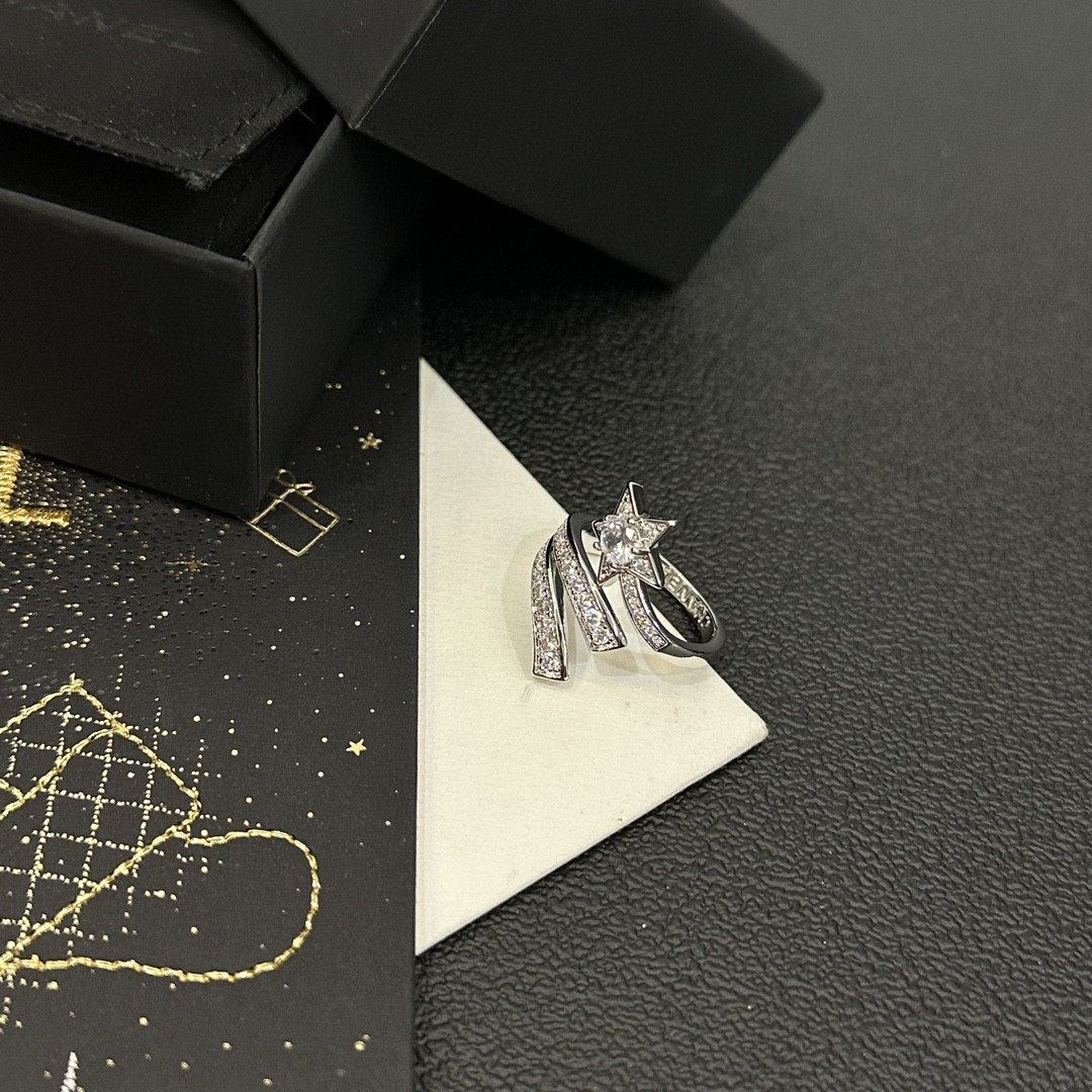 TOP CHANEL Comet Ring