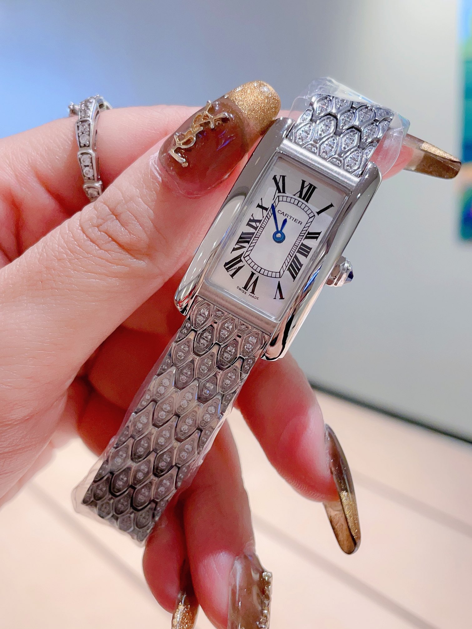 TOP Cartier TankAméricaine Watch with Fish Scale Chain 20x35mm - Silver