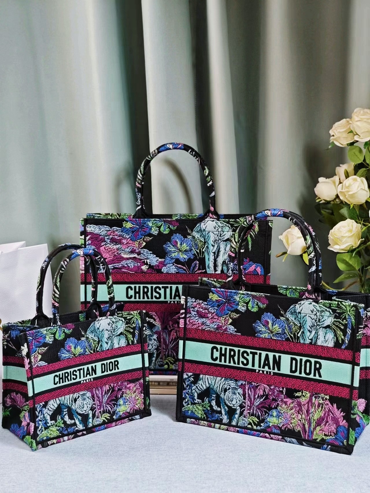 TOP Christian Dior Book Tote Bag, Indian Style Zoo 26.5cm/36.5cm/42cm - Small/Medium