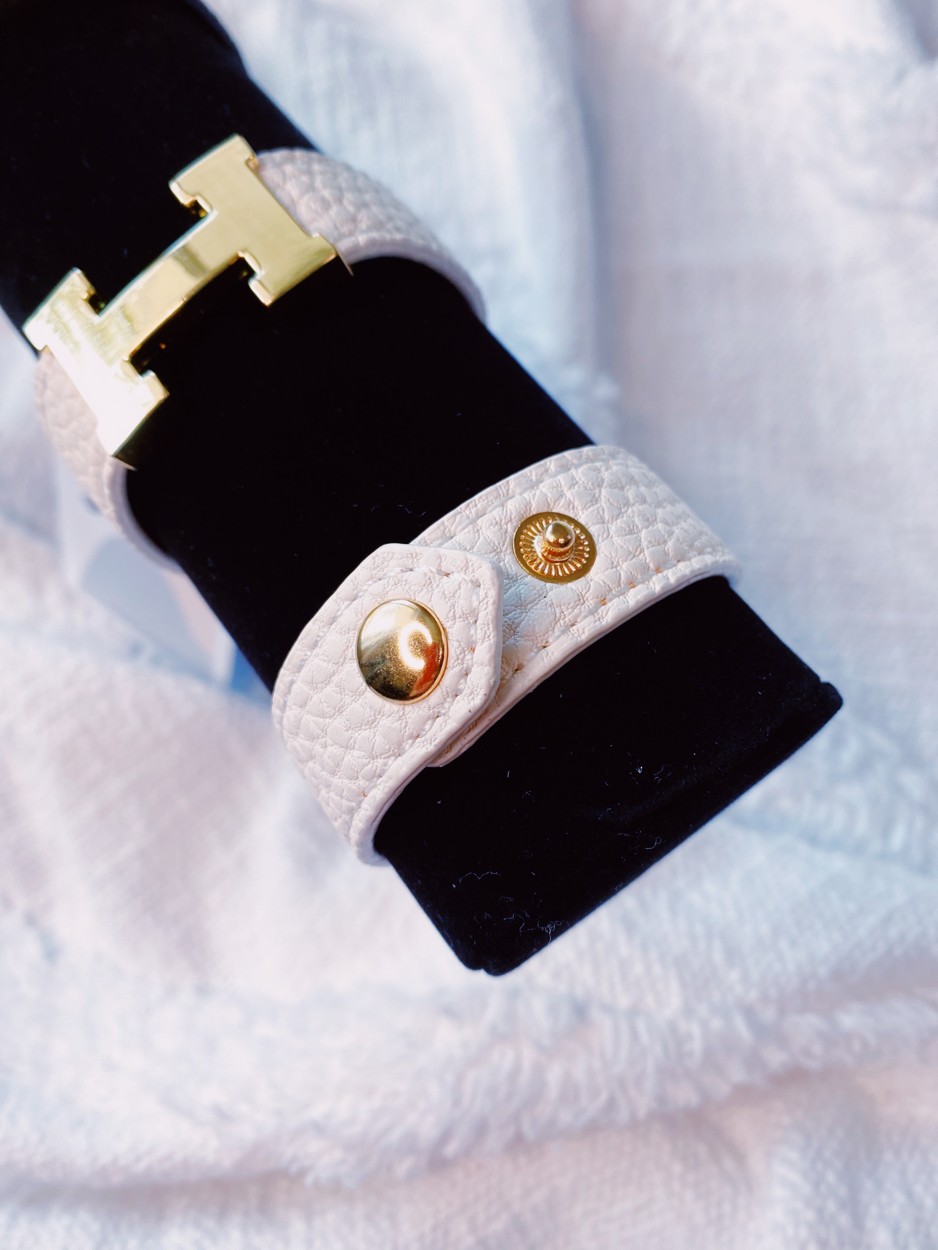 TOP HERMES H Bangle Bracelet