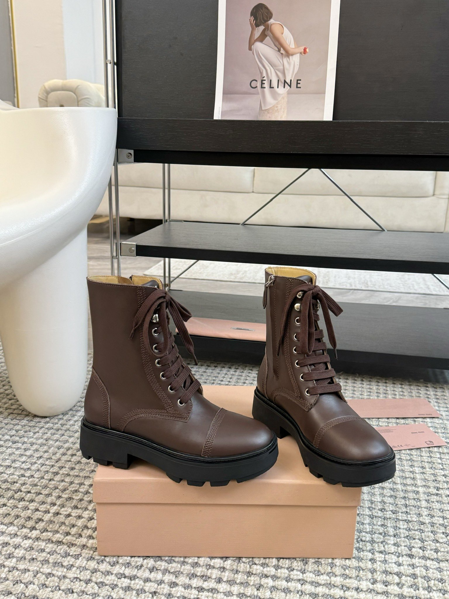 TOP Miu Miu Short Boots - 2 Color