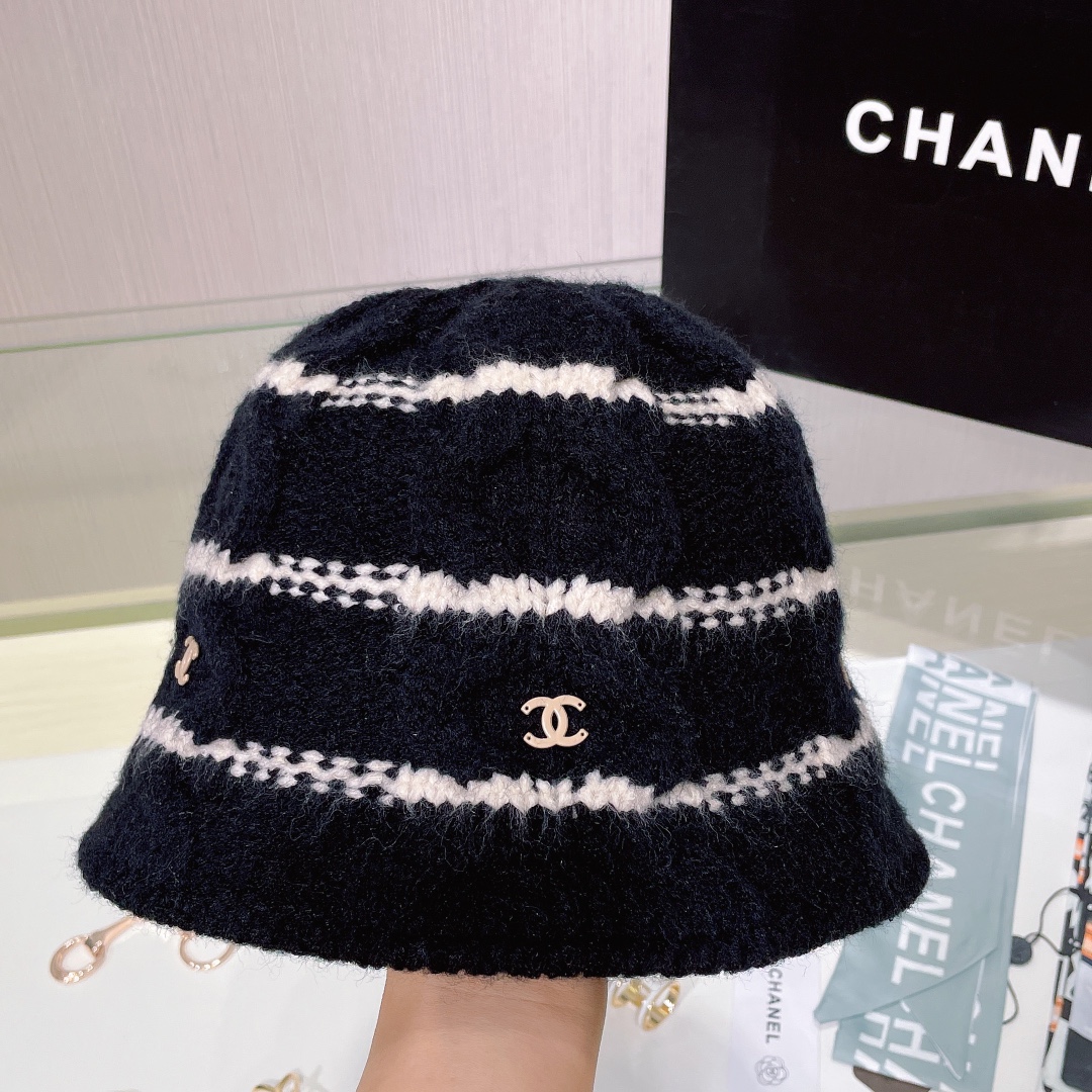 TOP CHANEL Autumn And Winter Knitted Striped Fisherman Hat