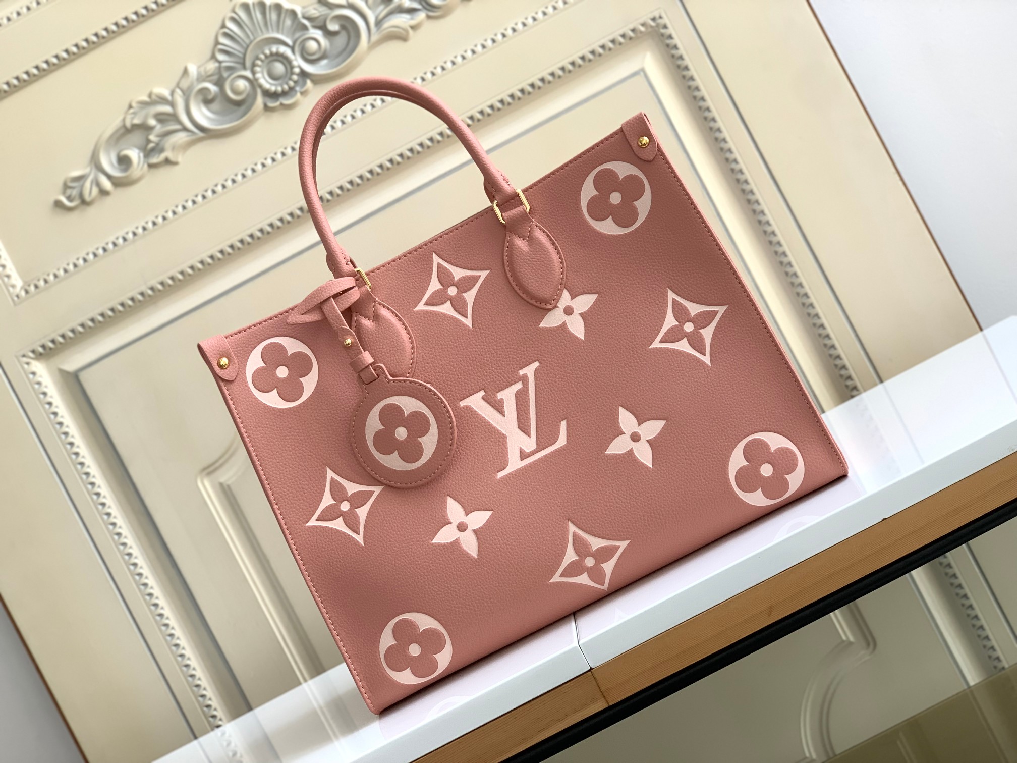 TOP Louis Vuitton LV Monogram Enpreinte On The Go Bag 35x27x14cm - Pink