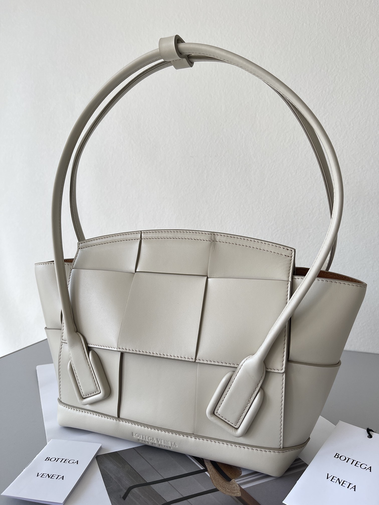 TOP Bottega Veneta BV Arco Bags 38X33X6cm - White