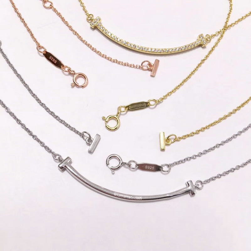 TOP Tiffany & Co. Medium Smile Necklace w Stones