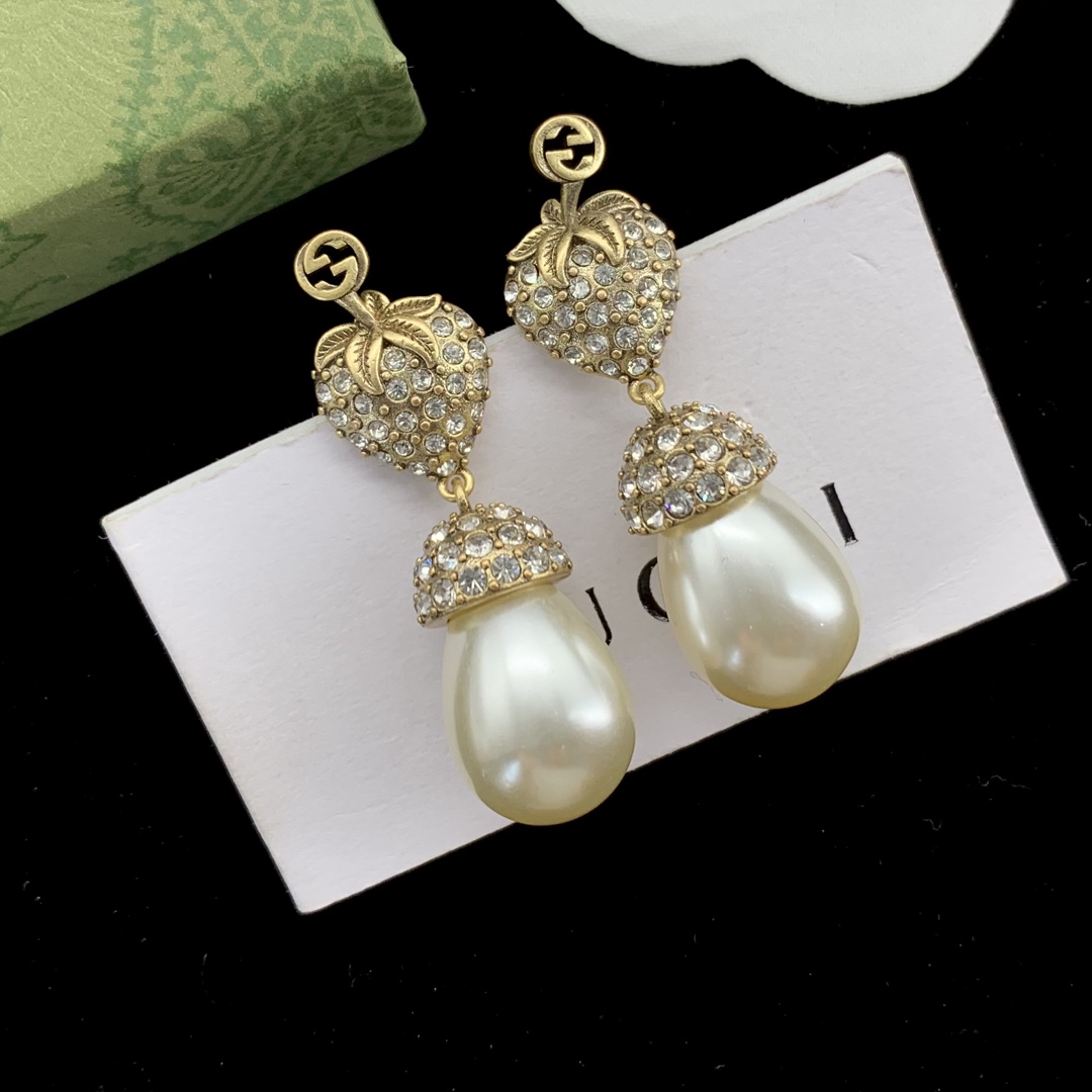 TOP GUCCI Drop pearl and diamond earrings - Gold