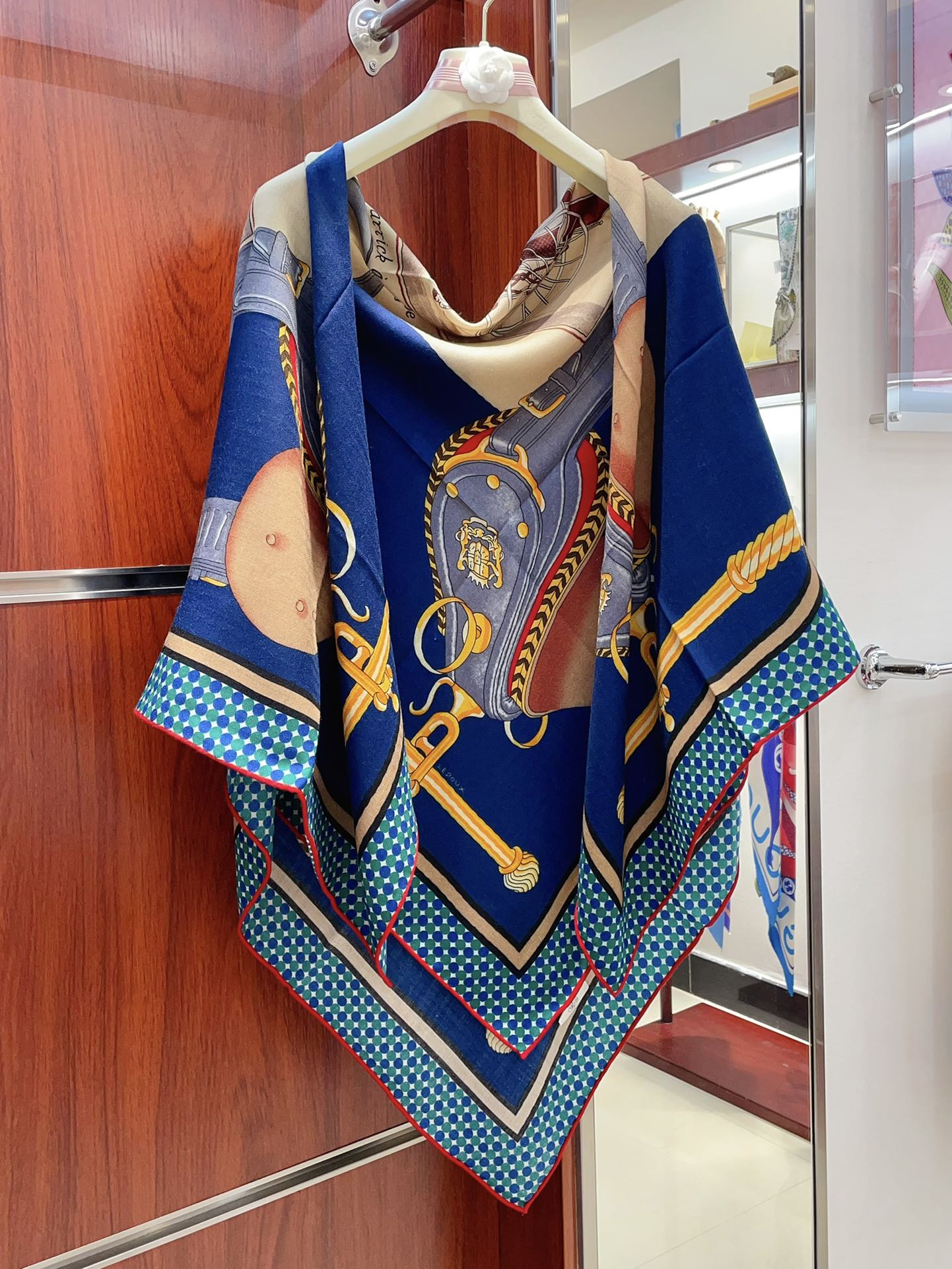 TOP HERMES Cashmere Square Scarf 140 x 140 cm - 2 Colours