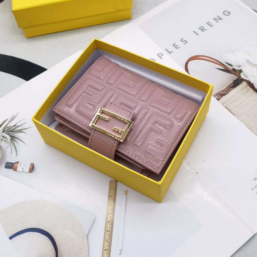 FENDI Embossed Wallte (Replica)