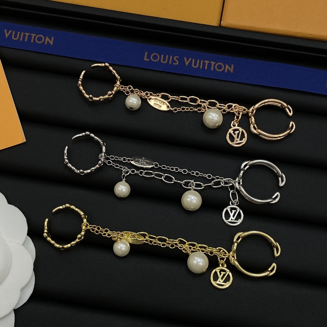 TOP Louis Vuitton LV Open Ring - 3 Colors