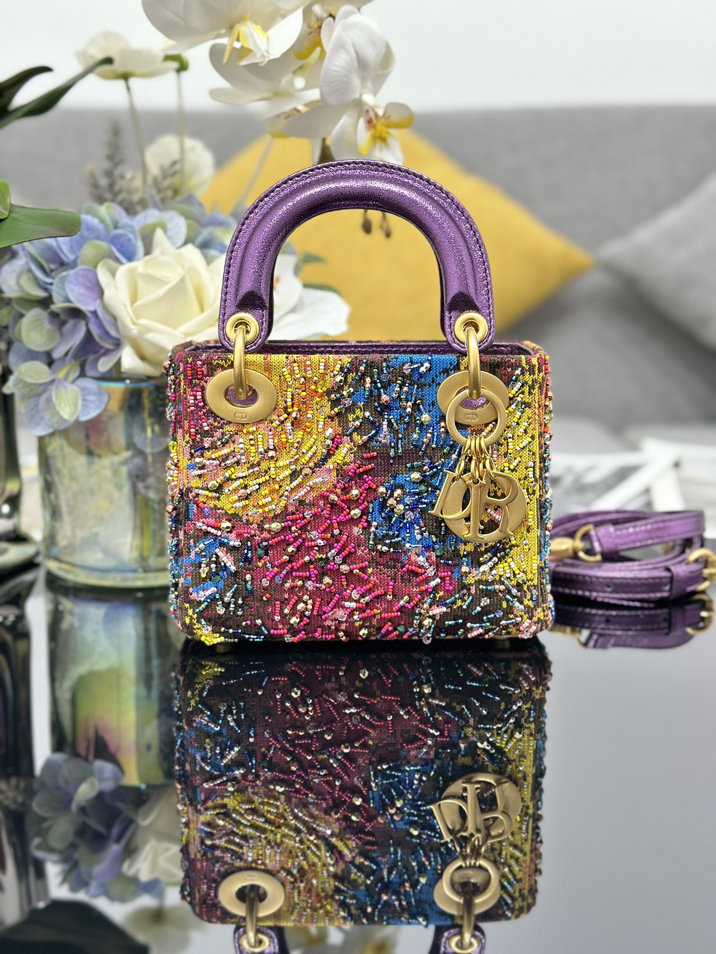TOP Christian Dior Lady Dior Bag Embroidery Art Limited Beads 17x15x7cm - Colorful