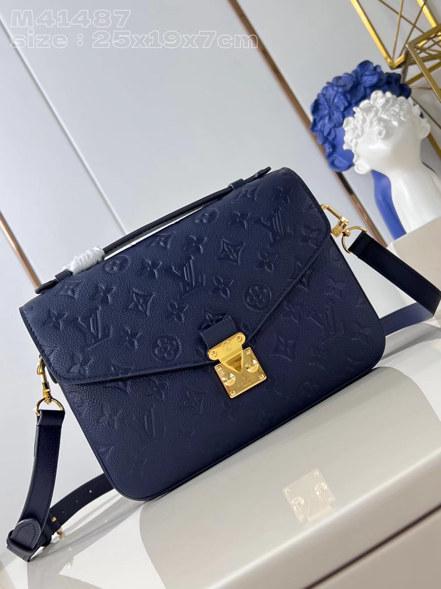 TOP Louis Vuitton LV Monogram Leather Pochette Metis Bags 25x19x7cm- Black